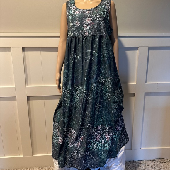 XL Green floral maxi - Picture 2 of 6